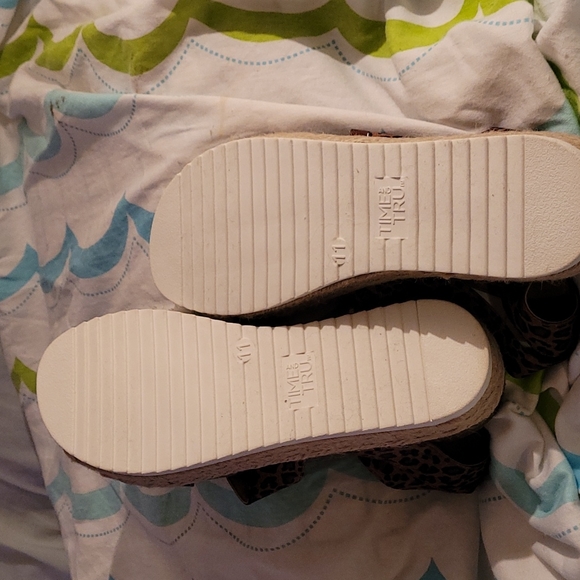 Time and Tru Animal Print Platform Sandals Size 11 - Picture 2 of 5